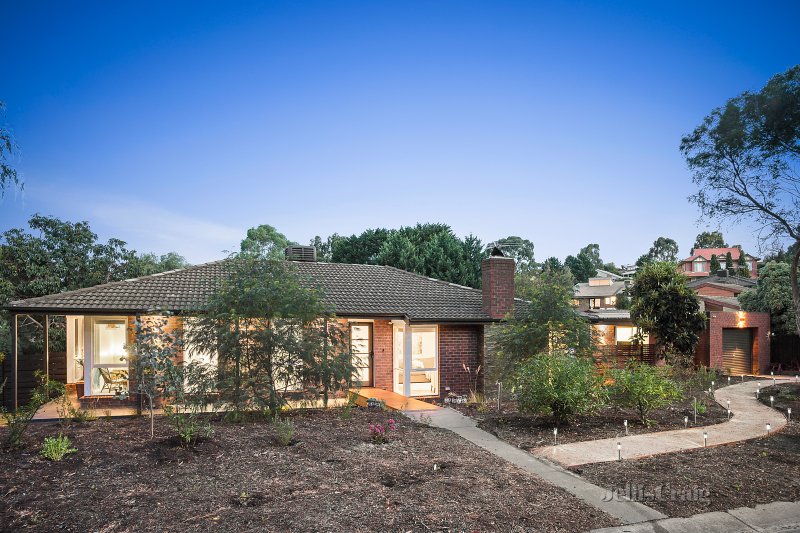 8 Glen Katherine Drive, St Helena, VIC 3088 House for Sale