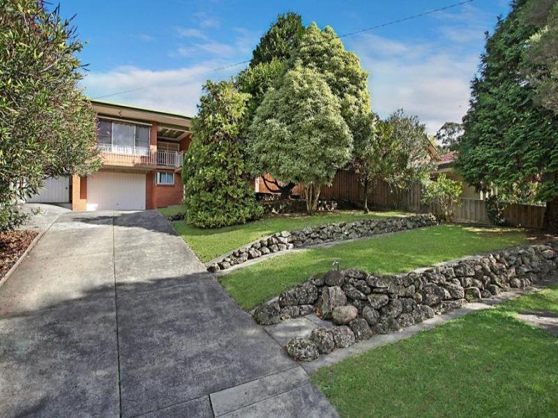 8 Linda Drive, Ringwood, VIC 3134 House for Sale