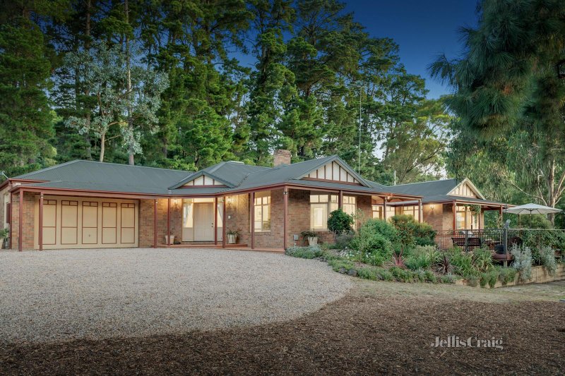 82 Woodhouse Road, Donvale, VIC 3111 House for Sale