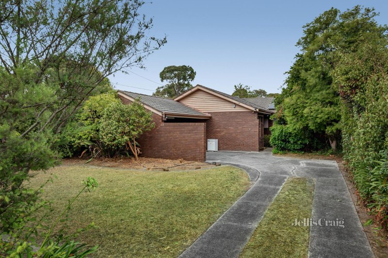 824 Highbury Road, Glen Waverley, VIC 3150 House for Sale