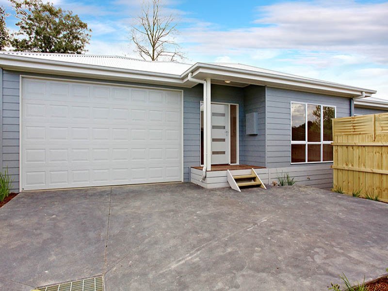 84A Mount View Parade, Croydon, VIC 3136 Townhouse for Sale