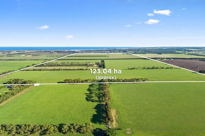 880 Horseshoe Bend Road