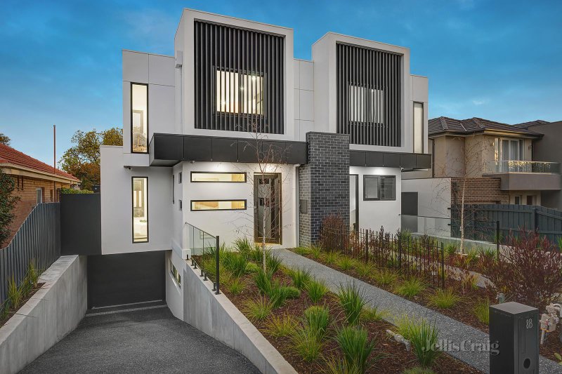 8B Quinns Road