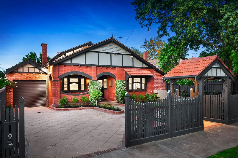9 Fairmount Road, Hawthorn East RT Edgar