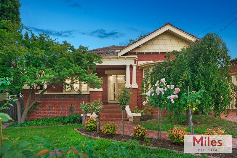 9 Ford Street, Ivanhoe 4 bed, 2 bath House for Sale