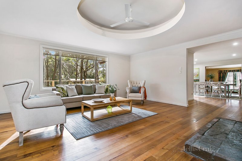 9 High Street, Woodend, VIC 3442 House for Sale