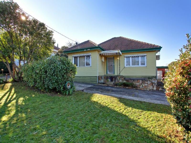 91 Wantirna Road, Ringwood, VIC 3134 House for Sale