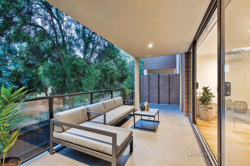 9/2834 Boisdale Street, Surrey Hills, VIC 3127 Apartment for Sale