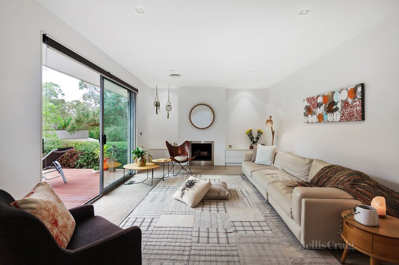 98 Bonds Road, Lower Plenty, VIC 3093 House for Sale