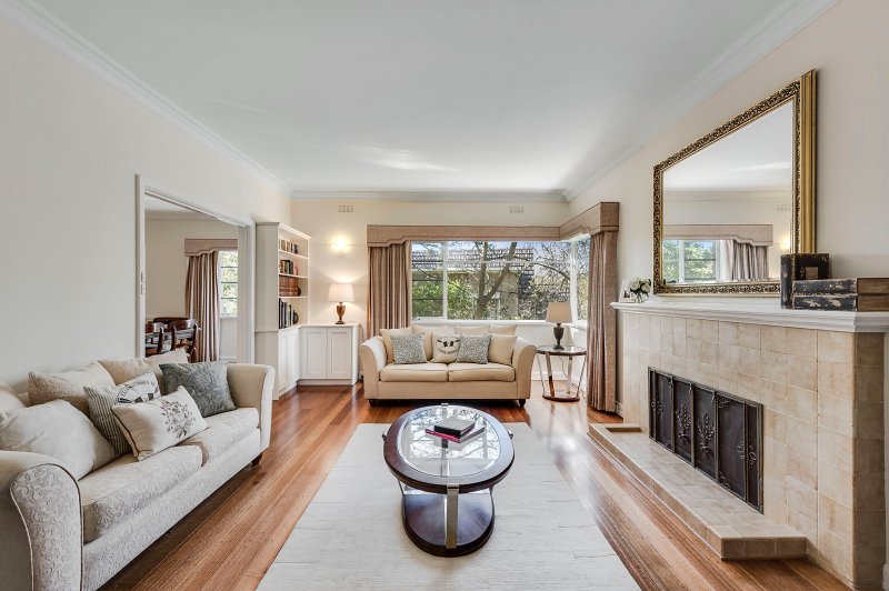 989 Riversdale Road, Surrey Hills, VIC 3127 House for Sale