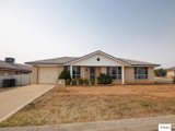 1 Burdekin Place, TAMWORTH NSW 2340