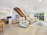 1 Tours Way, Burleigh Waters QLD 4220