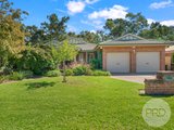 10 Bocquet Street, LAKE ALBERT NSW 2650