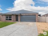 10 Duchess Drive, WINTER VALLEY VIC 3358