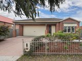 10 Manna Boulevarde, DELACOMBE VIC 3356