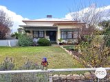 10 Mullroo Drive, CULLULLERAINE VIC 3496