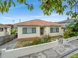 10 Sunnyside Road, LINDISFARNE TAS 7015