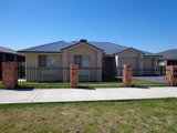10 Verdelho Drive, TAMWORTH NSW 2340