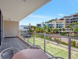 1090/1 Ocean Street, Burleigh Heads QLD 4220