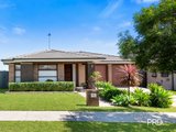 11 Crossley Avenue, GLENMORE PARK NSW 2745