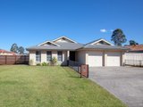 11 Glover Crescent, METFORD NSW 2323