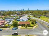 11 Mediterranean Drive, BENOWA QLD 4217