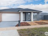 11 Mullingar Drive, ALFREDTON VIC 3350