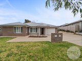 1/12 Murndal Place, BOURKELANDS NSW 2650