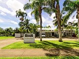 1/15 Tropic Road, CANNONVALE QLD 4802