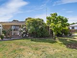 13 Elizabeth Road, CRESWICK VIC 3363