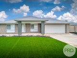 13 Thane Court, LLOYD NSW 2650