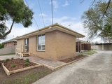 1/4 John Street, WENDOUREE VIC 3355