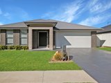 144 Scarborough Way, DUNBOGAN NSW 2443