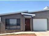1/45 Currawong Drive, TAMWORTH NSW 2340