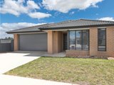 15 Galway Drive, ALFREDTON VIC 3350