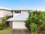 15 Hillsborough Place, PIMPAMA QLD 4209