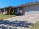 15 Lockeridge Drive, TUMUT NSW 2720