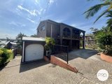 15 Sayre Crescent, BOYNE ISLAND QLD 4680