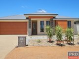 15 Stockman Circuit, THURGOONA NSW 2640