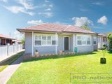 16 Alexandra Ave, RUTHERFORD NSW 2320