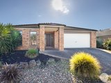 16 Keating Court, MINERS REST VIC 3352