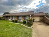 16 Kurrajong Street, HILLVUE NSW 2340