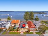 16 Sunset Boulevard, SOLDIERS POINT