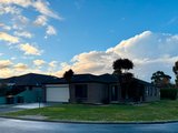 17 Delaney Drive, MINERS REST VIC 3352