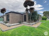 17 Delaney Drive, MINERS REST VIC 3352