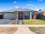 17 Namatjira Boulevard, HUNTLY VIC 3551