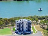 17/2 The Promenade, BOYNE ISLAND QLD 4680