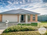 18 Hazelwood Drive, FOREST HILL NSW 2651