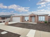 18 Picasso Street, WINTER VALLEY VIC 3358