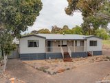 19 Knape Street, LONG GULLY VIC 3550